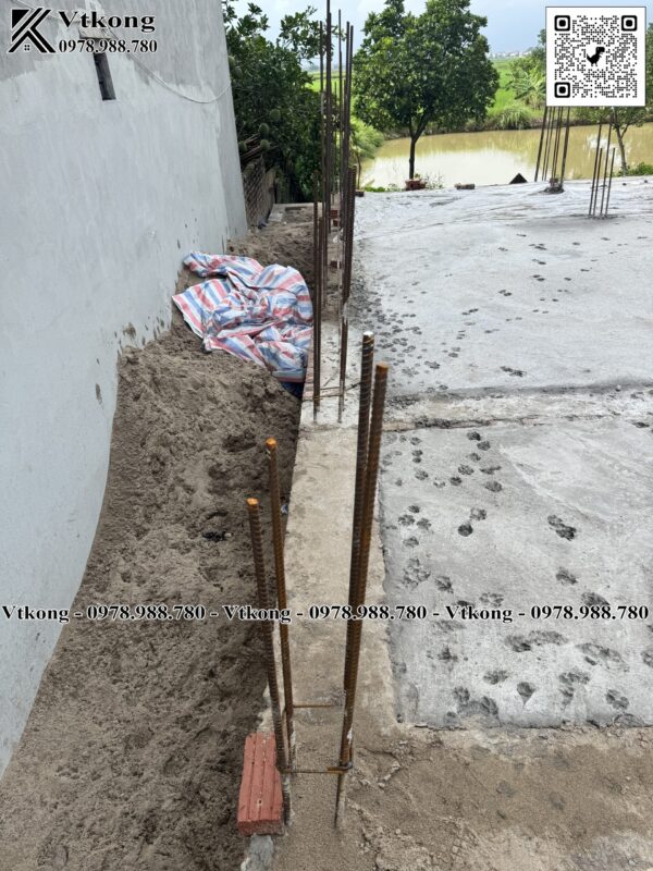 Làm Thép, Dựng Cột Nhà Thờ Họ Dung Thep Va Do Cot